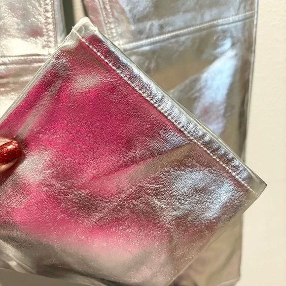 GAP Silver Jeans Cheeky Straight High Rise Faux Leather Coated Size 26/2 - Picture 8 of 12